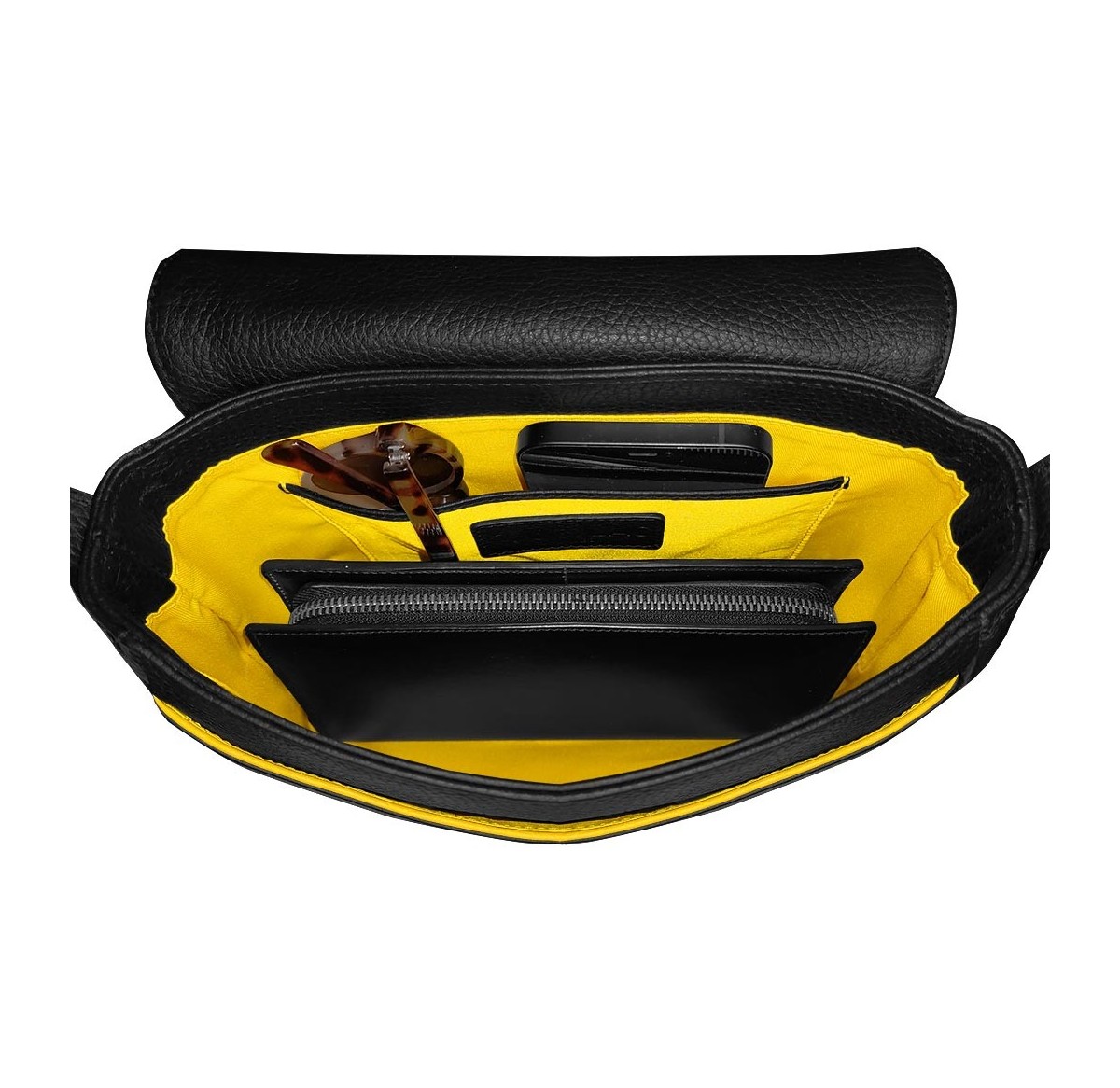 Intérieur sac à main cuir noir liseré jaune.