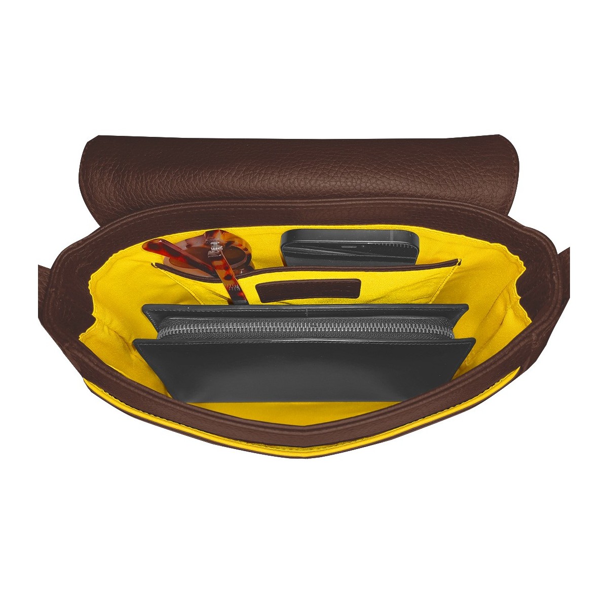Intérieur sac à main cuir marron liseré jaune.