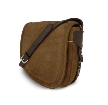 Le sac à main Vens, intemporel et indispensable, dans sa version en nubuck cognac, liseré jaune.