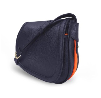 Le sac à main Vens, intemporel et indispensable, dans sa version en cuir bleu, liseré orange.