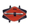 Intérieur du porte documents avec poche moussée pour protéger votre ordinateur cuir bleu liseré rouge.