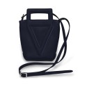 Le sac cabas Vue Lac Victoria en cuir marine.