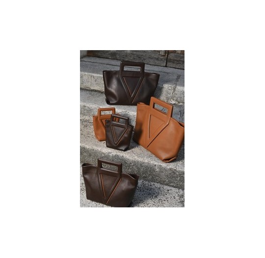 copy of Cabas noir liseré cognac Victoria